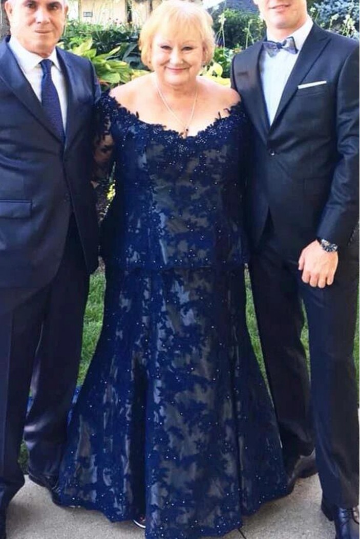 Mermaid Beaded Lace V Neck Mother of the Bride Dresses 702193