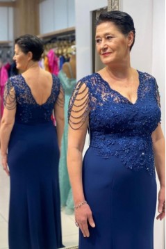 Elegant Mermaid Beaded Lace V Neck Long Mother of the Bride Dresses 702218