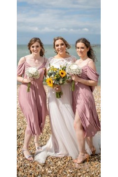 A-Line Short V Neck Modest Bridesmaid Dresses 902158