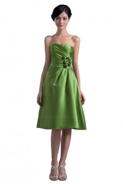 A-Line Short Green Satin Bridesmaid Dresses/Wedding Party Dresses BD010043