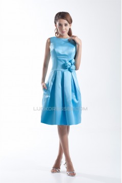 Satin Handmade Flowers Sleeveless Sheath/Column Short Blue Bridesmaid Dresses 02010511