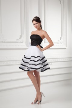 Short/Mini A-Line Satin Organza Handmade Flowers Black White Bridesmaid Dresses 02010517