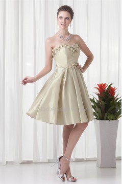 A-Line Strapless Sleeveless Taffeta Beading Knee-Length Bridesmaid Dresses 02010541