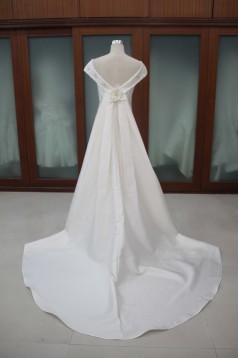 Sheath/Column Off the Shoulder Beaded Bridal Wedding Dresses WD010117