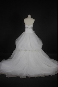 Ball Gown Sweetheart Chapel Train Beaded Bridal Wedding Dresses WD010133