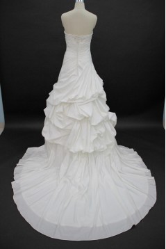 Affordable Ball Gown Sweetheart Chapel Train Bridal Wedding Dresses WD010140