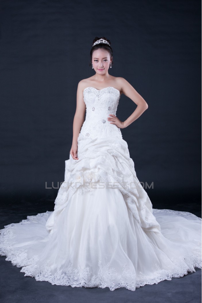 A-line Sweetheart Cathedral Train Beaded Bridal Wedding Dresses WD010403