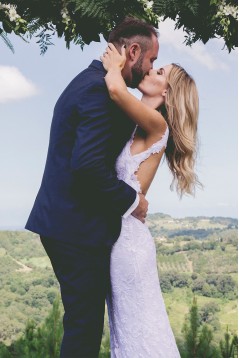 Sheath Backless Lace Bridal Wedding Dresses WD010859