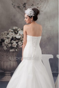 Sweetheart A-Line Sleeveless Satin Fine Netting Beaded Wedding Dresses 2031016