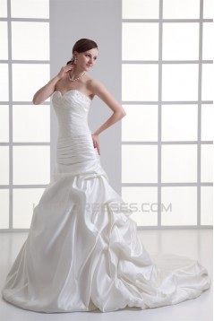 A-Line Sweetheart Satin Sleeveless Wedding Dresses 2031096
