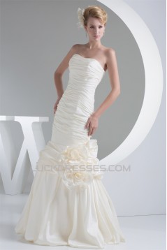 Fantastic Taffeta Sleeveless Mermaid/Trumpet Strapless Wedding Dresses 2030145