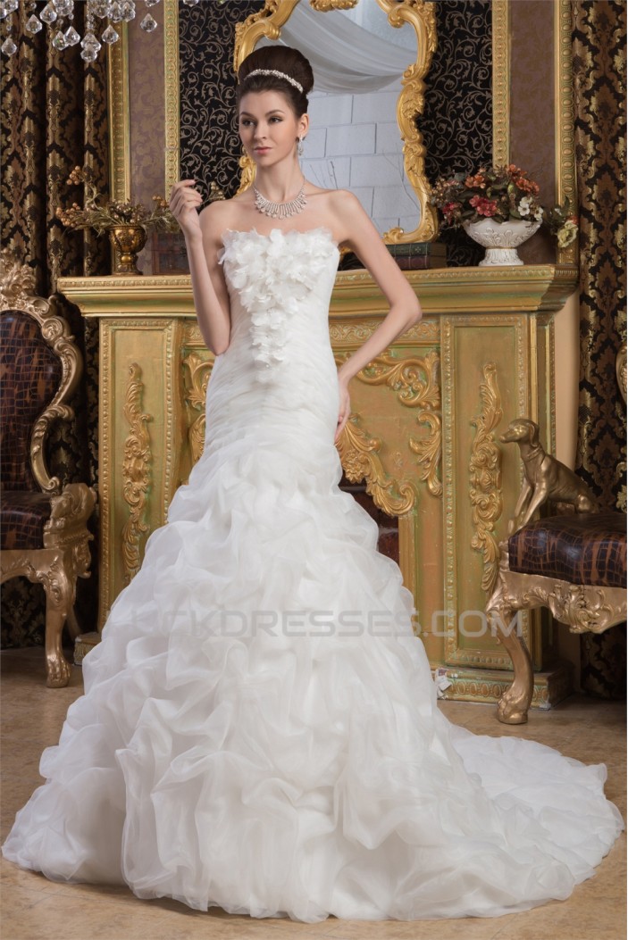 Beautiful Sleeveless Satin Strapless A-Line Wedding Dresses 2030631