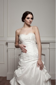A-Line Sweetheart Court Train Lace Wedding Dresses 2030754